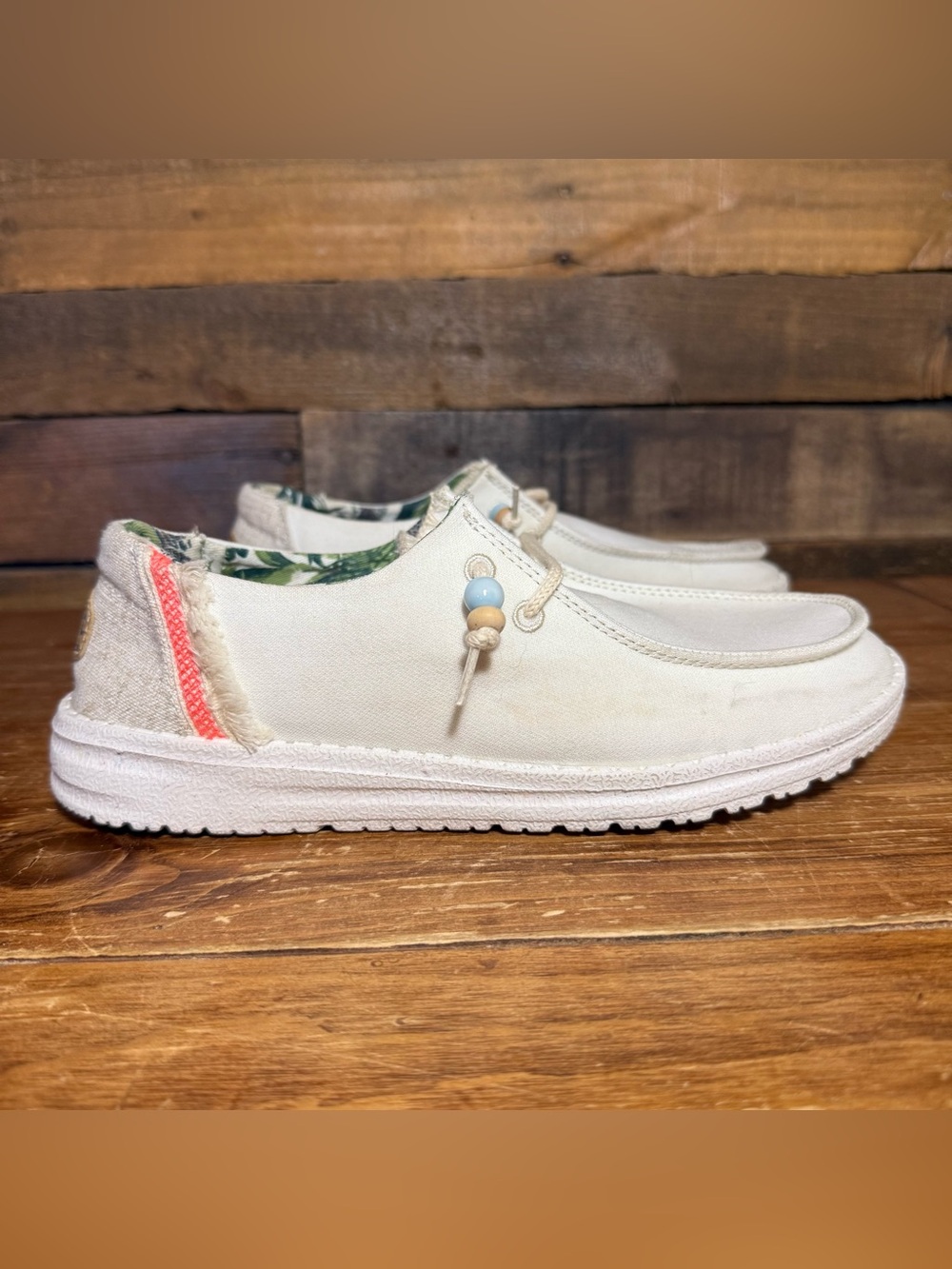 Hey Dude Women's Wendy Natural Salt White Slip On Casual Shoes Size 7